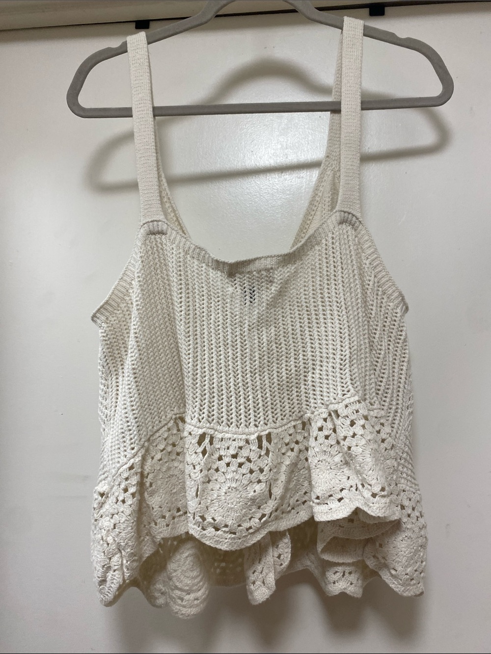 Universal Thread Cream Crochet Button-Front Tank - Picture 8 of 12